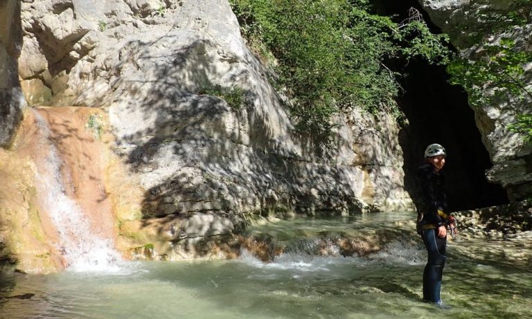 Delphine - Canyoning Sud de la France- Bulle D'Eau Dace