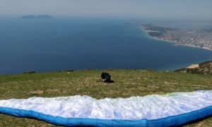 Préparation au Décollage - J'ai testé pour vous... le parapente - Bulle d'eau Dace