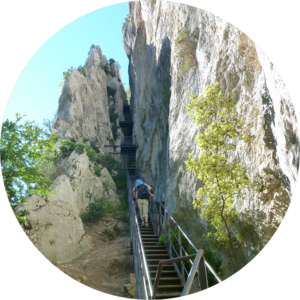 la brèche imbert et ses échelles - sentier martel